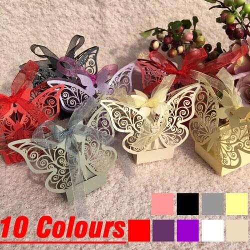 50Pcs Laser Cut Butterfly Hollow Carriage Favors Box Candy Gifts Boxes With Ribbon Baby Shower Wedding Birthday Party Supplies