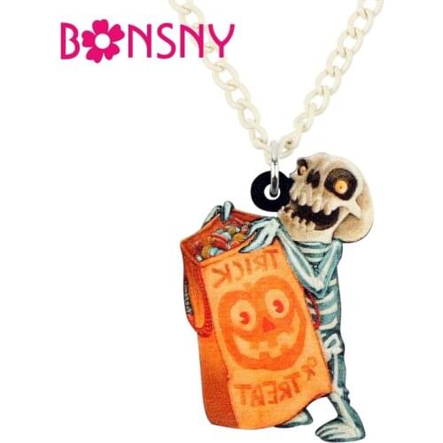 Bonsny Acrylic Halloween Anime Troublemaker Skull Skeleton Necklace Pendant Chain Choker Party Jewelry For Women Girls Teen Gift