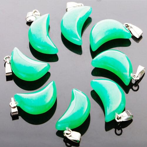 1PCS malaysian Fashion Natural crystal Half Moon Shape charm Pendants