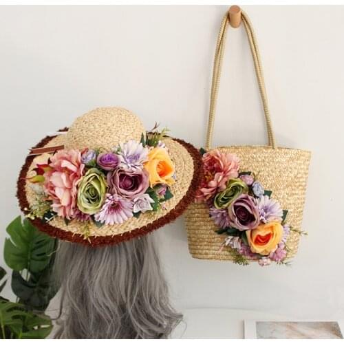 Summer NEW Fashion Straw Basket Handmade Flowers Female Handbag Bohemian Bucket Beach Shlouder Bags with Raffia Hat 2021 NEW