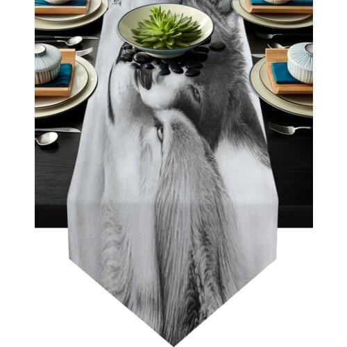 Wolf Love Black And White Table Runner Home Kitchen Decorative Table Runner for Wedding Party Cake Floral Tablecloth
