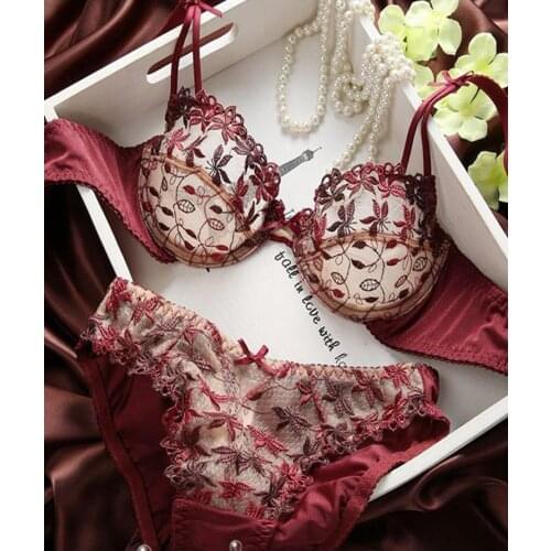 Women lace embroidery sexy lingeries female ultrathin Bra & Brief Sets breathable Brassiere Intimates lingerie set