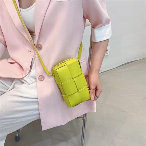 Leather Woven Waist Bags For Women Brand Crossbody Bag Luxury Weave Shell Waist Belt Bag 2021 Trend Chest Bags Femme Phone Pouch