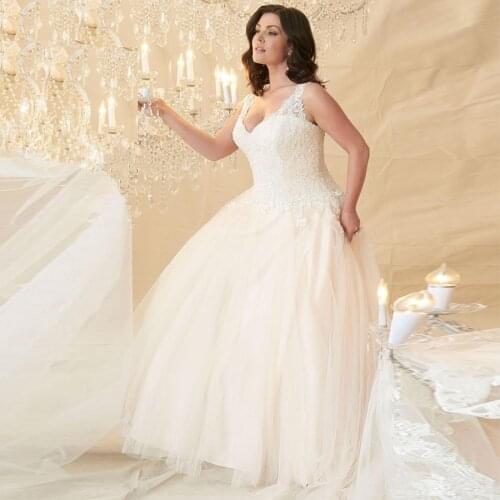 Cheap Wedding Dresses Plus Size A-line Lace Cap Sleeve V-neck Tulle Big Women Wedding Bridal Gowns Robe De Mariage