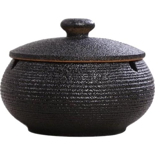 Handmade Ceramic Ashtray With Lids, Office Desktop Decoration, Windproof, Cigarette Ashtray For Outdoor , Ash Holder For Smokers
