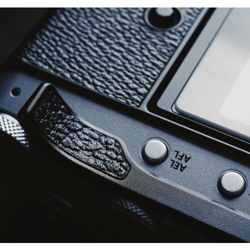 Hot Shoe Cover Aluminum Metal Thumb Rest Grip ForFuji Fujifilm X-E4 XE4 With Genuine Leather Sticker