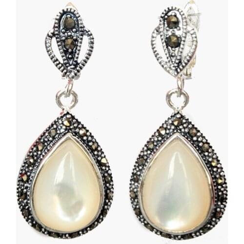 NEW unique ladys tibetan Silver Natural White Sea Shell Marcasite Waterdrop Earrings 11/2"