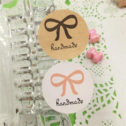 Round Diameter 3cm Butterfly Pattern For Envelop Sealing Paper Sticker Self-adhesive Sealing Sticker Adornment Favor