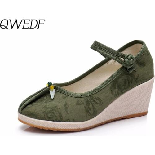 Spring Casual Comfortable Old Beijing Cloth Womens Shoes National Wind Slope with Single Shoes Hanfu Embroidered Shoes W1-70