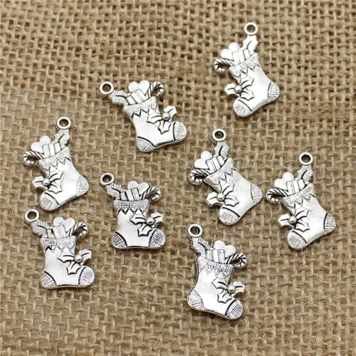 50pcs 15*20mm Christmas Lovely Socks Charms Vintage Metal Trendy Jewelry Christmas Decoration Pendant