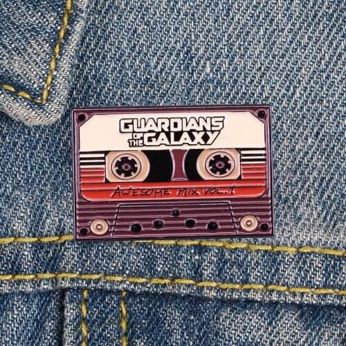 LT959 Retro Classic Enamel Pin Movie Brooches Bag Lapel Pin Cartoon Holiday Badge Backpack Decoration Jewelry Gift Accessories