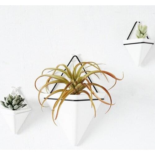 Nordic Succulent Plant Wall Mounted Flowerpot Container Iron Triangular Vase Simple Ceramic Self Water-absorbing Planter Set