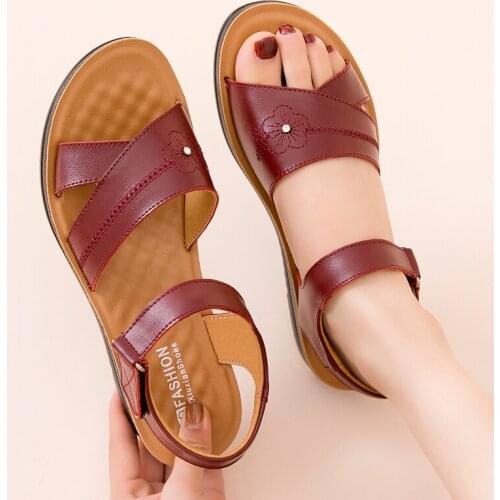 Female summer shoes women fashion leather casual flat sandals mother open toe beach shoes ladies footwear non-slip sandals