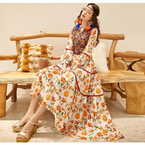 2020 summer new Korean fashion womens dress bohemian travel holiday printed beach long dress retro embroidered loose dress