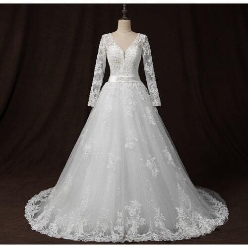 Long Sleeves Ball Gown Wedding Dress 2020 White Lace Appliques Bridal Dresses Custom Made V Neck Tulle See Through Dresses W166