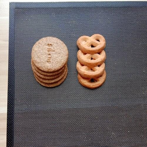 Non-Stick Perforated Silicone Baking Kichen Accessories Mat Open Crispy Bakery Tools Microwave Oven Bread Pad