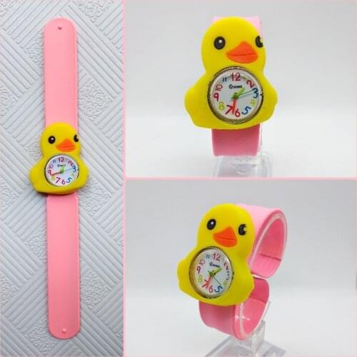 Hot selling Children watch boy girl students clock child gift cartoon Little yellow duck Silicone Tape patted table kids watches