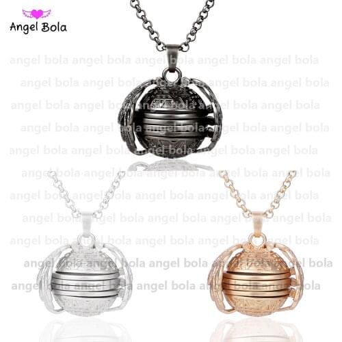 New Frosted Matt Mix Colors Expanding Photo Locket Necklace Angel Wings Gift Jewelry Necklace Exquisite Ornaments Torque Pendant