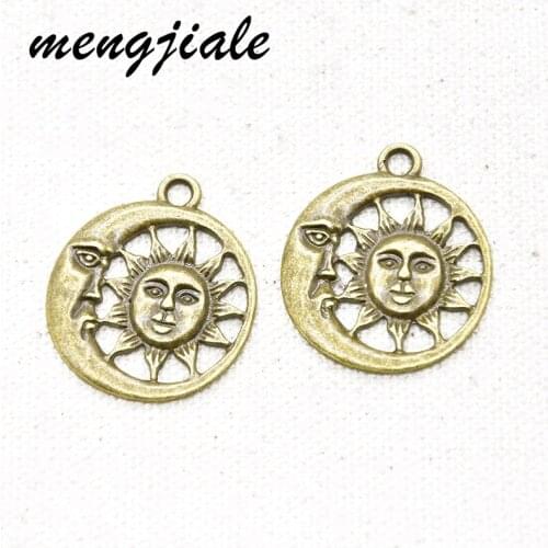 30pcs Wholesale Antique Bronze Sun God Charms Alloy Metal Moon Pendants For DIY Handmade Jewelry Accessories Makings 28*24mm