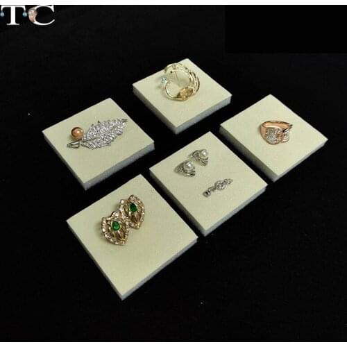 Creamy-white Crafts Ring Jewelry Display Cotton Mat Danglers Jewelry Display Sponge Pad
