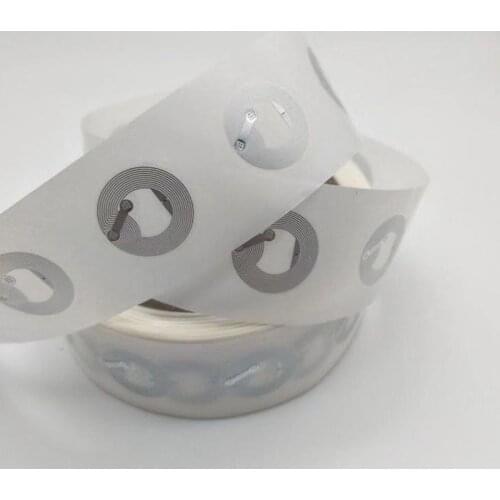 10PCS/lot 25mm White NFC Stickers Protocol ISO14443A13.56MHz NTAG 213 Universal Label RFID Tags