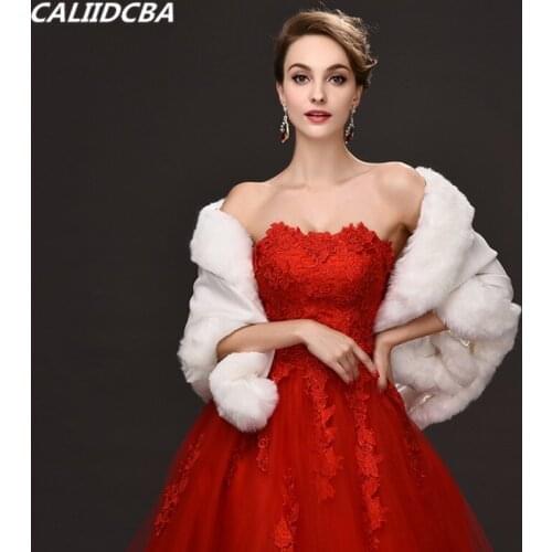 Womens Winter Warm Faux Fur Cape Formal Party Outwear Fur Wrap Coat Bridal Wedding Wraps Jacket Clock White/Black/Red Stoles