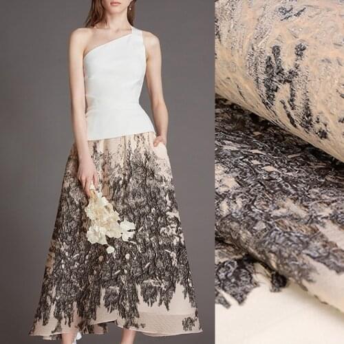 158CM Wide 165G/M Three-dimensional Jacquard Stiff Organza Fabric for Dress E1347
