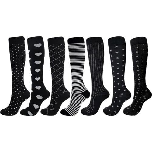 Hit sales compression socks Nylon cycling sport High running basketball Running man female football high trend Lot socks