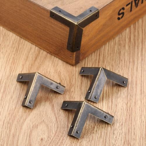 4Pcs Antique Bronze Corner Protectors Wooden Box Coner Wine Protector Furniture Hardware Cover Triangle Corners 33mm