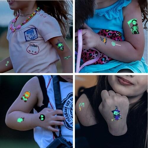 1PC New Halloween luminous tattoo stickers childrens luminous toys spider web pumpkin face simulation fluorescent cartoon paper