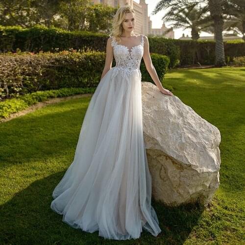 Elegant Tulle A-line Wedding Gowns 2021 Appliques Sweep Train Button Back Plus Size Sleeveless Bridal Dress