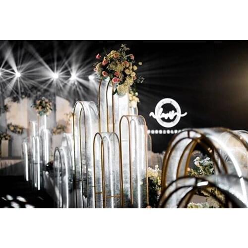 Wedding props, wrought iron geometric arches, screens, Best Foot Forward road, wedding arrangemnet stage background decoration