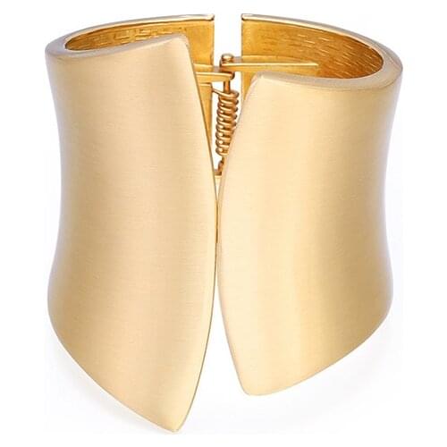 KMVEXO Golden Bracelets