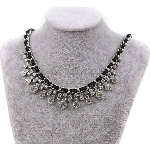 Room escape prop real life adventure game wear necklace prop find the missing necklaces put it back to model unlock escape