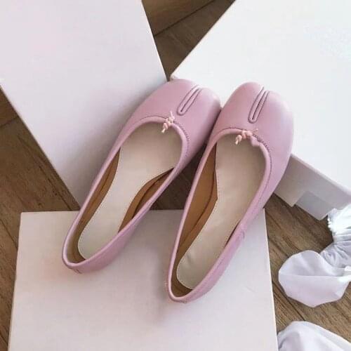 Genuine Leather Flats Women Slip on Flip Toe Shoes Tie Decor Casual Shoes for Women New Fashion Design Luxury Brand Women Shoes