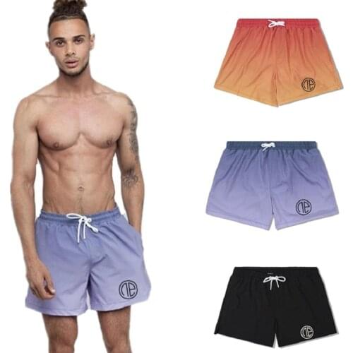 2021 New Summer Mens Sports Shorts Korean Version Of The Trend Quick-Drying Gradient Color Pants Casual Shorts Men