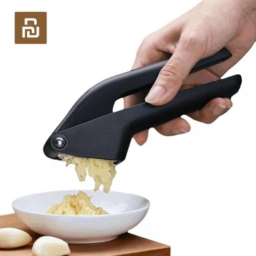 New Youpin HUOHOU Kitchen Garlic Presser Manual Garlic Crusher Kitchen Tool Micer Cutter Squeeze Tool Fruit & Vegetable