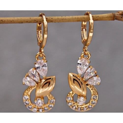 Fashion Drop dangle Gold Earring Women 's earrings Trendy Fashion Earrings for womens white Zircon wedding Jewerly accessories
