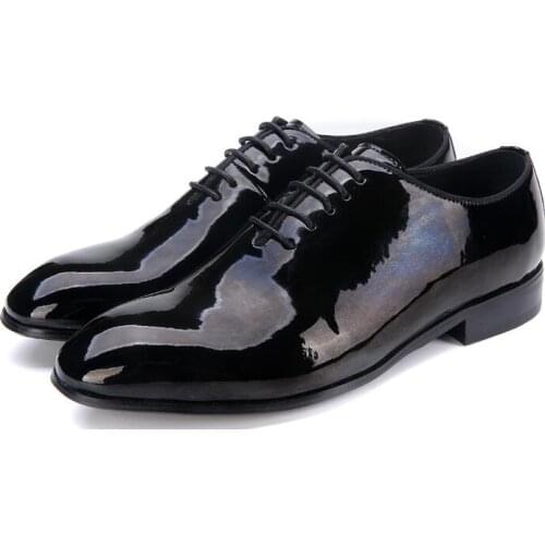 New arrival fashion Shiny mens shoes patent leather pointed toe formal party dress shoes lace up black wedding shoes