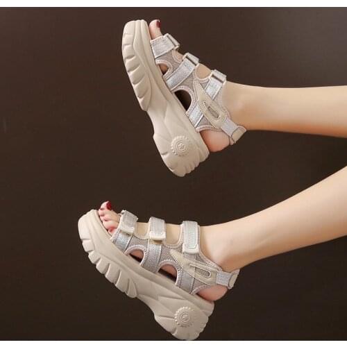 2021 Summer Fashion Hook & Loop Platform Sandals Women Black Flats Shoes For Women Casual High Heels Sandals Comfortable Hot