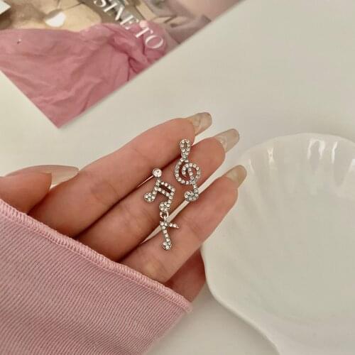 2021 New Asymmetrical Note Earrings New Trend Ear Stud Exquisite No Pierced Ear Clip Korean Fashion Earrings