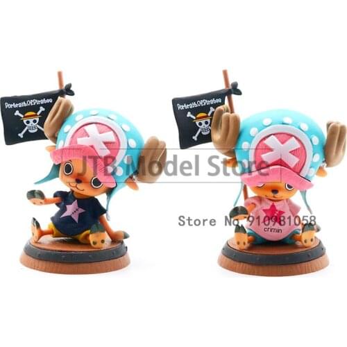 One Piece Anime Action Figure Tony Tony Chopper Model 10CM PVC Outbreak Statue Holding Flag Collection Toys Desktop Decoration