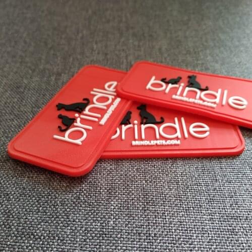 Customized rubber label for luggage logo, clothing, brand trademark, PVC silicone label for luggage, rubber sewing label for clo