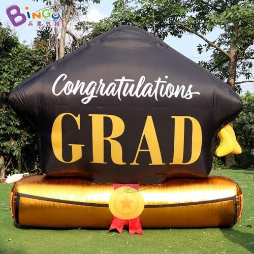 Customized 3.4x3mH Inflatable Graduation Hat For Graduation / Giant 10 Feet Tall Inflated Bachelor Cap For Decoration - BG-M0282