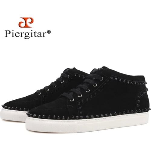 Piergitar handcraft cow suede men sneaker with black metal spikes sporty style men loafers white color bottom men sports shoes