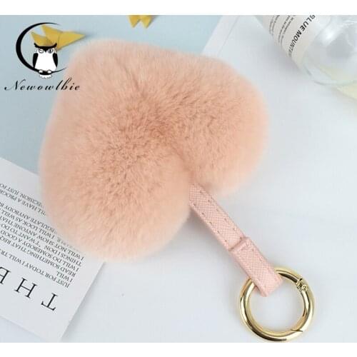 Cute Fluffy Heart Keychains Women 's PomPoms Rex Rabbit Fur Key Chains Girl Bag Hang Car KeyRing Jewelry Accessories