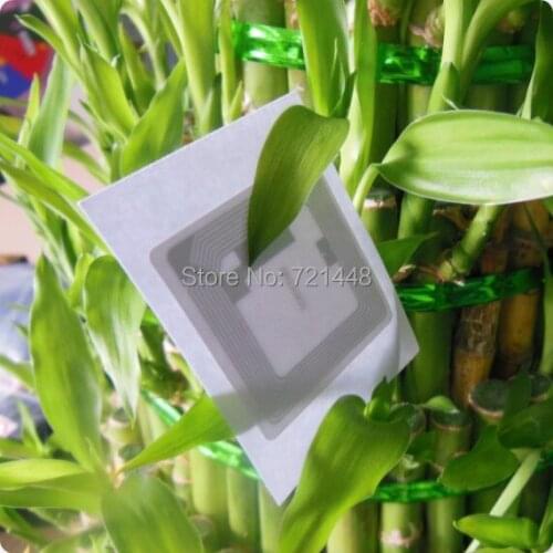 100pcs Ultralight NFC stickers Available For All NFC Phone Can be NDEF formatted 35*35mm