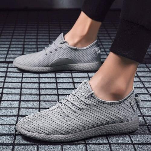 Men Casual Shoes 2019 Air Mesh Breathable Sneakers Men Light Weight Comfort Male Shoes Gray Red Outdoor Walking Shoes Zapatos