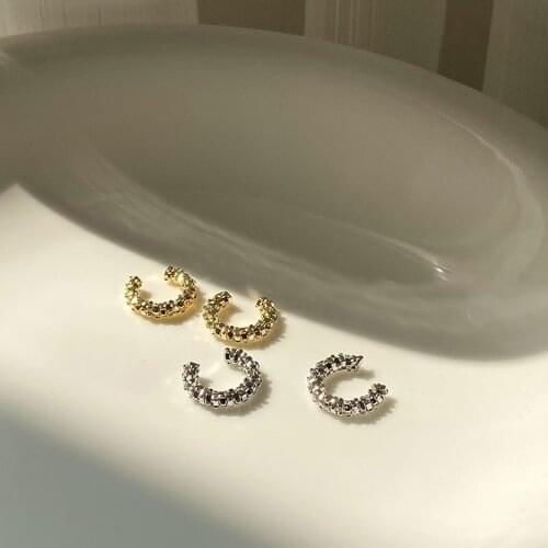 A Girl' Korean Fashion Geometric Letter C Earcuff Fake Piercing Earrings Non Pierced Earclip Faux Earrings for Women