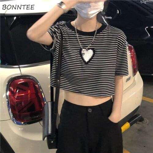 T-shirts Women Harajuku Girls Heart-embroidery Black Striped Crop Top Sweet Fashionable O-neck Cool Y2k Streetwear Summer Retro